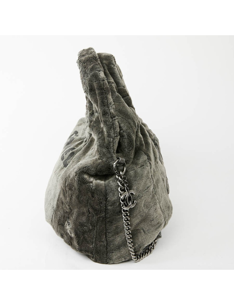 Besace CHANEL velours de soie gris