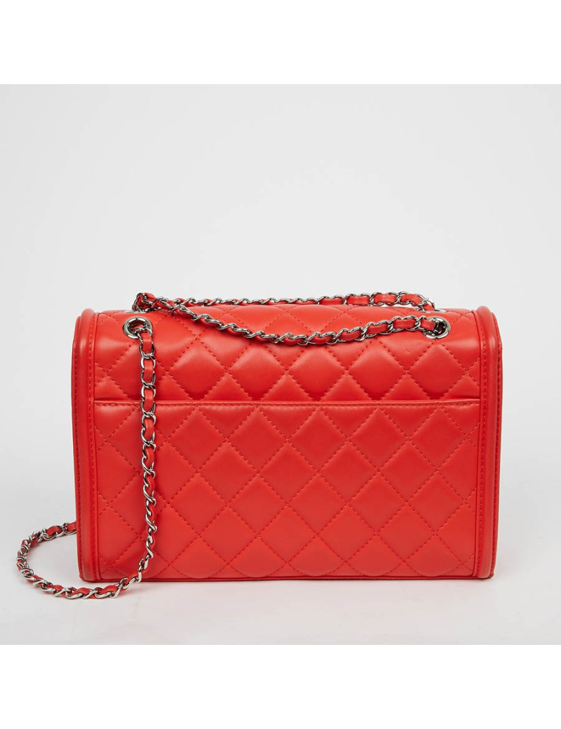 Sac CHANEL rouge cuir lisse