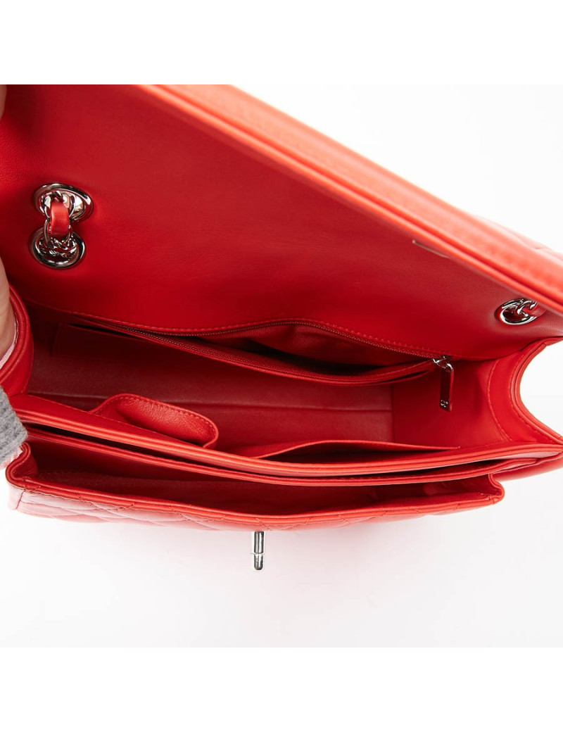 Sac CHANEL rouge cuir lisse