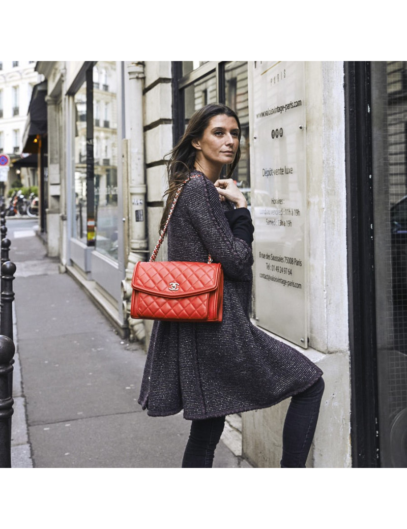 Sac CHANEL rouge cuir lisse