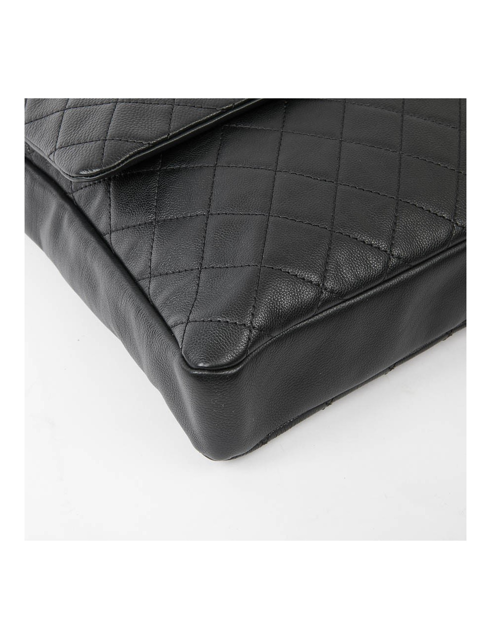 Sacoche CHANEL cuir caviar souple noir