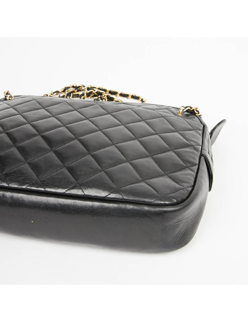 Sac Camera vintage CHANEL cuir matelassé