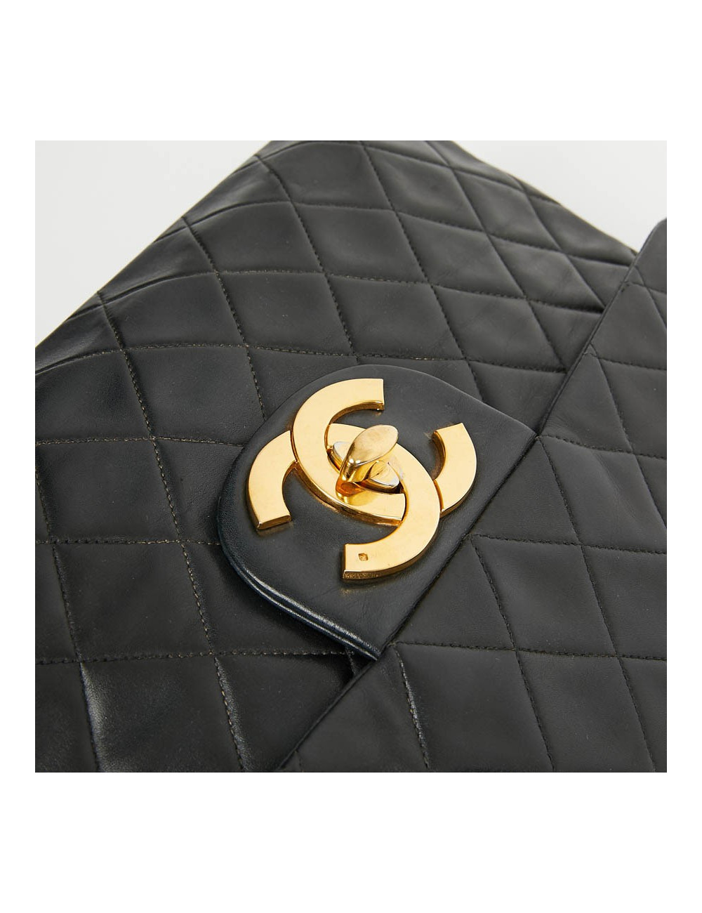 Sac vintage Jumbo CHANEL noir